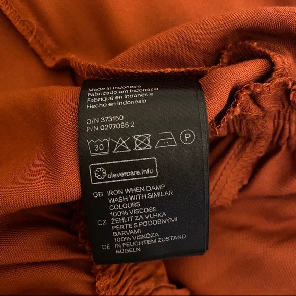 H&M Long sleeve romper - Picture 3 of 3